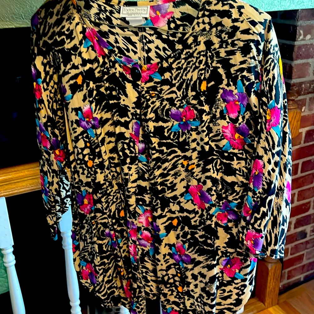 Animal print retro classy top